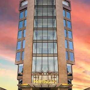 Hotel Marine